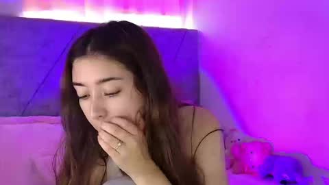 kimm online show from September 2025 04:07:01 PM