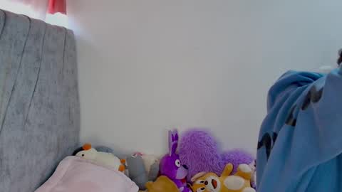 kimm online show from October 2025 11:54:02 AM