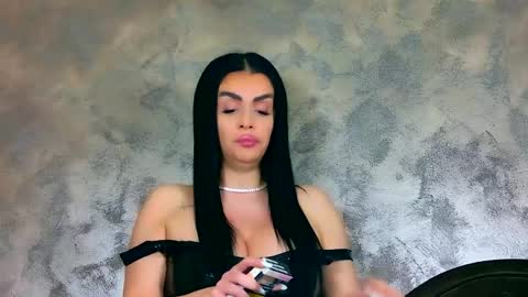 Kim Wilmes online show from April 2026 06:47:02 AM