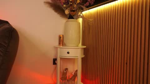 Andreea online show from December 2025 09:42:02 PM