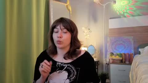 Snapshot of kina_ka chatting on May 2026 07:44:02 PM kina_ka online show from May 2026 07:44:02 PM