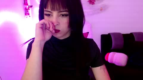 Snapshot of kind_scarlett chatting on January 2025 01:09:02 AM Kind Scarlett online show from January 2025 01:09:02 AM