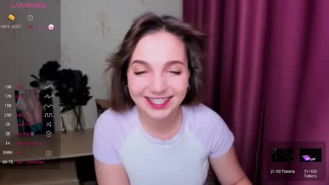 Snapshot of kindhazelhere_ chatting on January 2025 06:02:02 AM Hazel online show from January 2025 06:02:02 AM