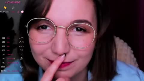 Snapshot of kindhazelhere_ chatting on February 2025 10:39:02 PM Hazel online show from February 2025 10:39:02 PM