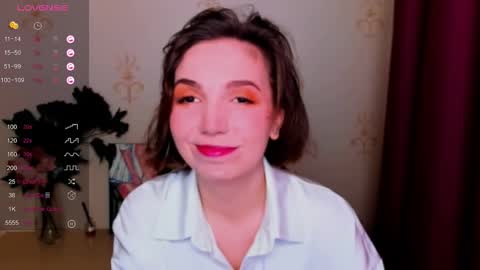 Snapshot of kindhazelhere_ chatting on October 2025 08:12:01 AM Hazel online show from October 2025 08:12:01 AM