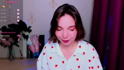 Snapshot of kindhazelhere_ chatting on October 2025 08:35:01 AM Hazel online show from October 2025 08:35:01 AM