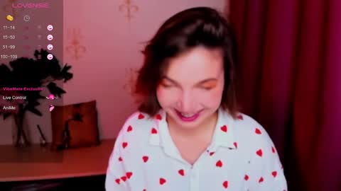 Snapshot of kindhazelhere_ chatting on October 2025 08:20:02 AM Hazel online show from October 2025 08:20:02 AM