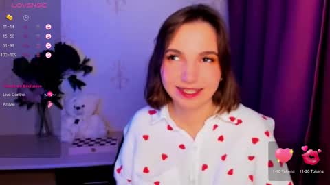 Hazel online show from January 2026 07:16:02 PM