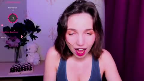 Hazel online show from March 2026 09:19:02 PM