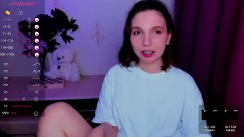 Hazel online show from April 2026 08:57:02 PM