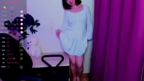 Hazel online show from May 2026 12:49:01 AM