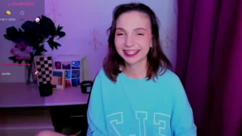 Hazel online show from June 2026 08:52:02 PM