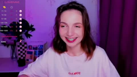 Hazel online show from June 2026 07:48:01 PM