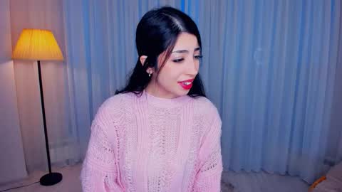 Snapshot of kindraevert chatting on December 2025 04:19:01 AM Megan online show from December 2025 04:19:01 AM