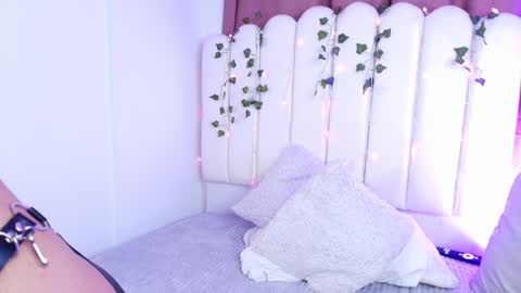 king  help me reach 100 likes online show from December 2024 04:58:02 AM