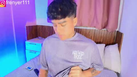 Snapshot of king_azahell chatting on February 2026 01:56:02 AM king help me reach 100 likes online show from February 2026 01:56:02 AM