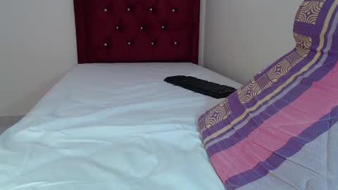 King LEO  online show from February 2026 02:33:01 PM