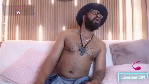 Snapshot of king_mallik chatting on October 2025 02:50:01 PM Malik online show from October 2025 02:50:01 PM