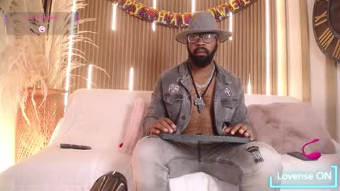 Snapshot of king_mallik chatting on October 2025 01:12:01 PM Malik online show from October 2025 01:12:01 PM