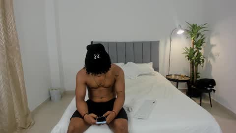 king_master77 online show from February 2025 11:11:02 AM