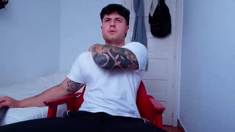 Snapshot of king_master_juan chatting on October 2025 05:01:01 PM The Best Master online show from October 2025 05:01:01 PM