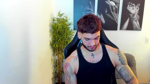 Snapshot of king_of_kings__ chatting on January 2025 06:06:02 PM king_of_kings__ online show from January 2025 06:06:02 PM