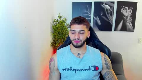 Snapshot of king_of_kings__ chatting on February 2025 03:45:01 AM king_of_kings__ online show from February 2025 03:45:01 AM