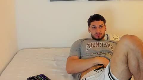 Snapshot of king_of_kings__ chatting on December 2025 11:21:01 PM king_of_kings__ online show from December 2025 11:21:01 PM