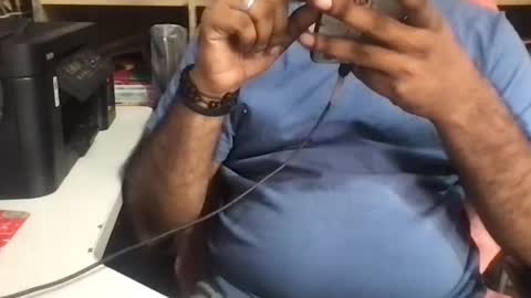 Snapshot of kingcobra_08 chatting on June 2026 08:01:01 AM kingcobra_08 online show from June 2026 08:01:01 AM