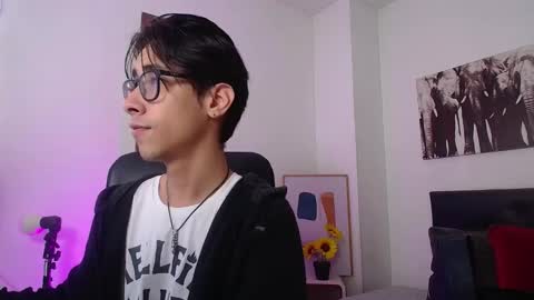 kingdanny_8 online show from January 2026 02:16:01 AM