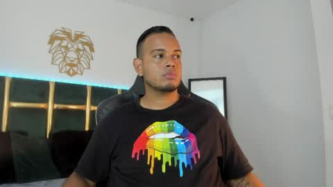Snapshot of kingg_jay chatting on May 2026 12:23:01 PM kingg_jay online show from May 2026 12:23:01 PM