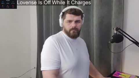 Marti online show from December 2025 10:31:02 AM