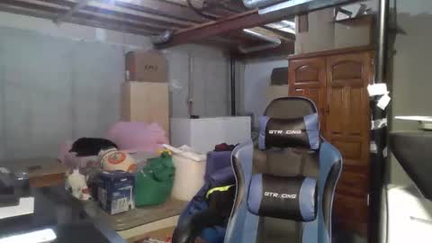 Snapshot of kingoffootfetish chatting on April 2026 10:05:02 AM Master King Tommy online show from April 2026 10:05:02 AM