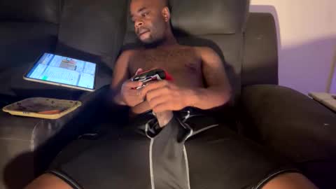 Snapshot of kingofkingz74 chatting on November 2025 04:03:02 AM kingofkingz74 online show from November 2025 04:03:02 AM