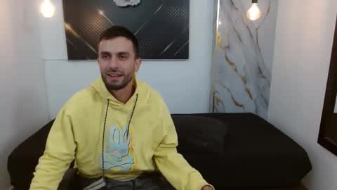 Snapshot of kingoftemptation chatting on March 2026 05:44:01 AM KING online show from March 2026 05:44:01 AM