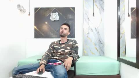 Snapshot of kingoftemptation chatting on March 2026 03:28:02 AM KING online show from March 2026 03:28:02 AM