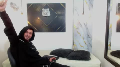 KING  online show from April 2026 03:31:02 AM