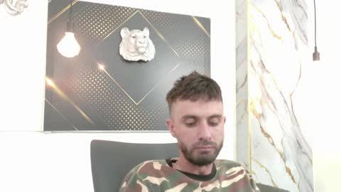KING  online show from May 2026 04:18:02 AM