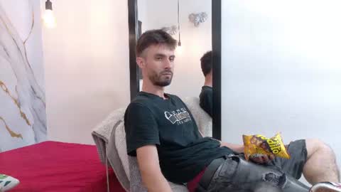 KING  online show from June 2026 05:43:01 AM