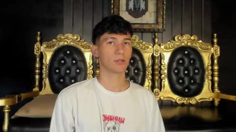  A L E X  online show from December 2024 05:31:02 AM