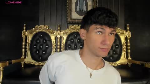  A L E X  online show from January 2025 04:58:01 AM