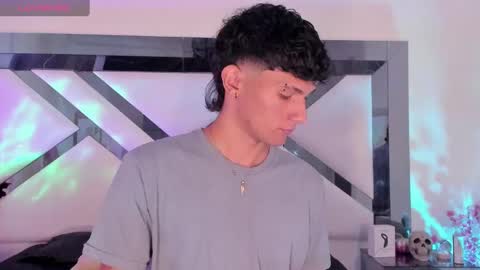  A L E X  online show from January 2025 05:02:01 AM