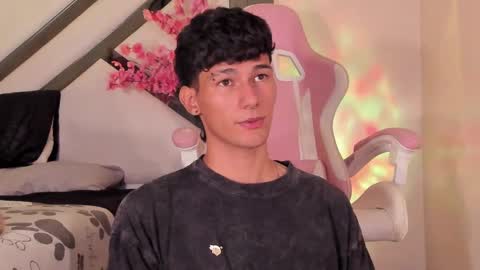  A L E X  online show from February 2025 03:09:02 PM