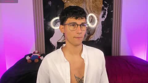  A L E X  online show from April 2026 04:05:02 AM