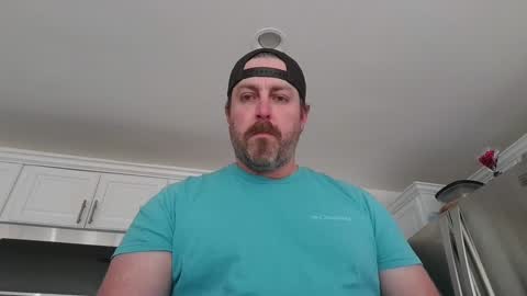 Snapshot of kingrichard86 chatting on December 2024 10:13:02 PM Richard online show from December 2024 10:13:02 PM