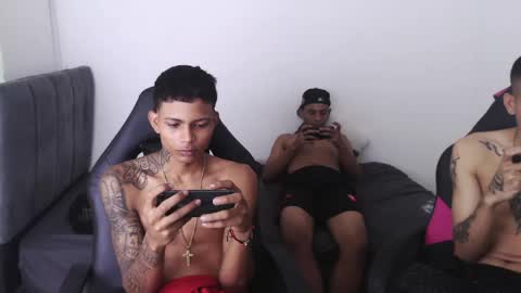 DOMINANT ALPHA KINGS online show from May 2026 10:37:02 PM
