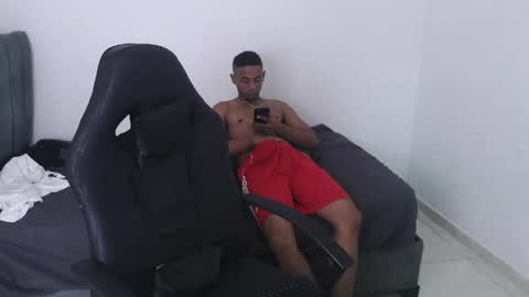 DOMINANT ALPHA KINGS online show from May 2026 04:07:02 AM