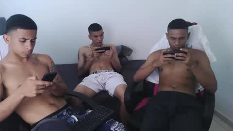 DOMINANT ALPHA KINGS online show from May 2026 06:14:01 PM