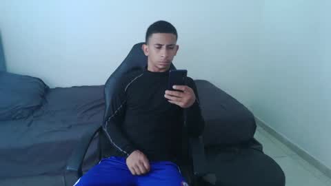 DOMINANT ALPHA KINGS online show from May 2026 08:36:01 PM