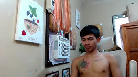 Snapshot of kingscock18 chatting on December 2025 02:27:01 AM ALVIN online show from December 2025 02:27:01 AM